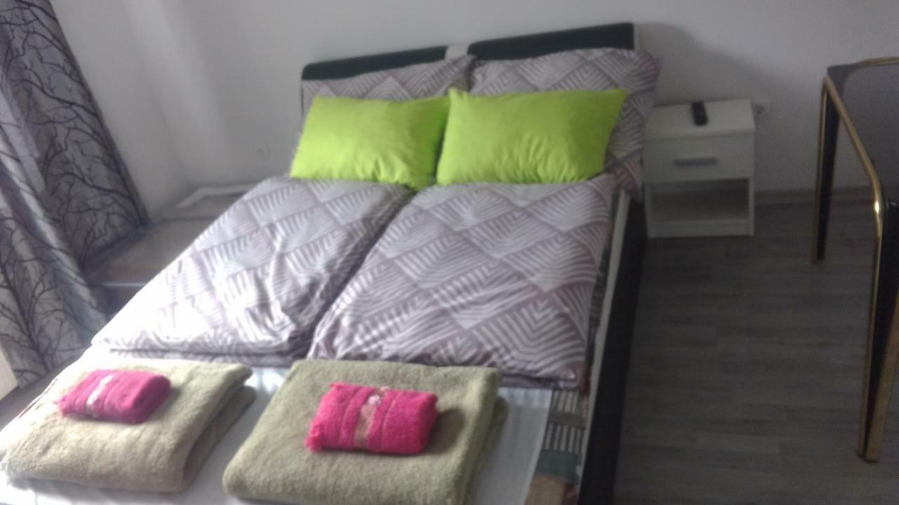 Apartmani Lana SJJ Eksteriør bilde